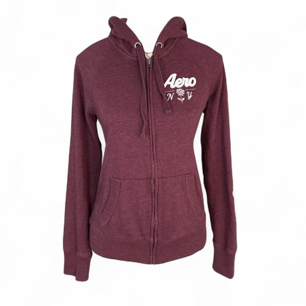 Burgundy Aeropostale zip up hoodie with white 'New York text rose graphic size m